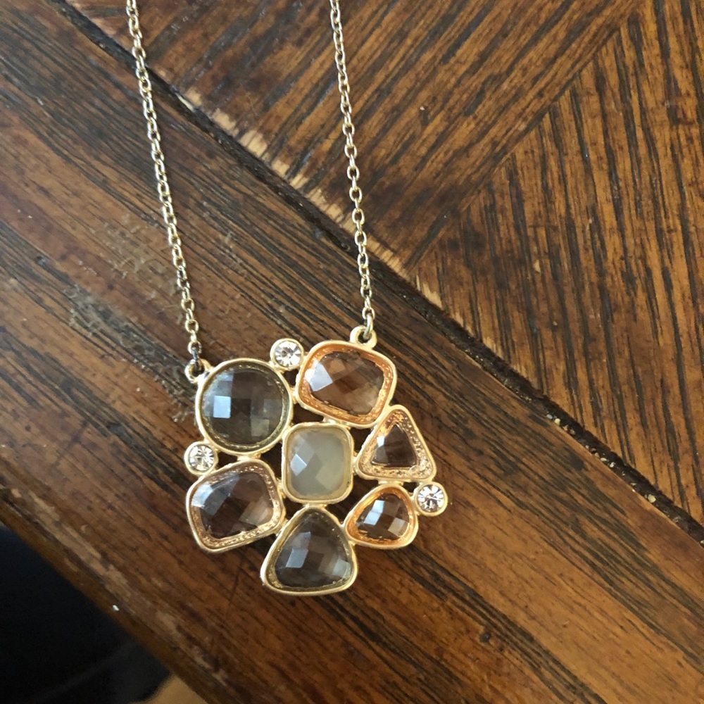 Loft long pendant necklace